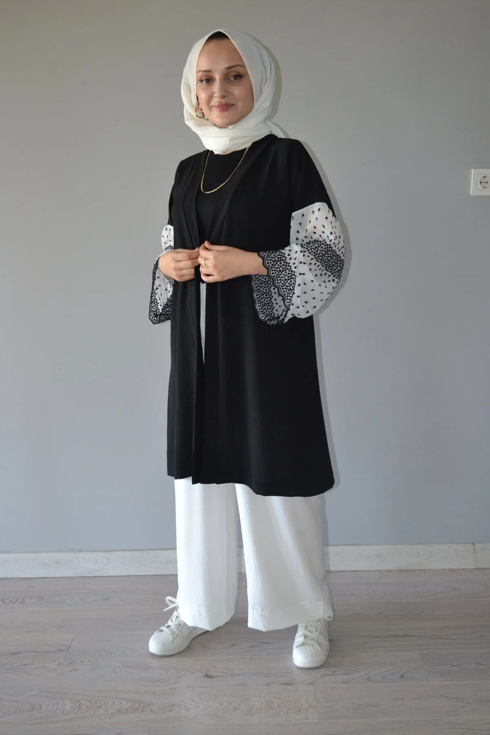 Aysun Aydemir Siyah Dantel Detaylı Üst Beyaz Pantolonlu 2 Li Kimono Takım görsel 6