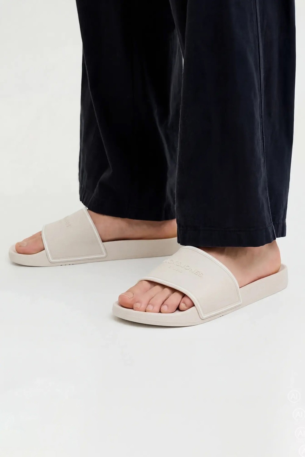 Jack & Jones Erkek Jfwartıllery Logo Detaylı Havuz ve Plaj Terliği 12292042 Lacivert görsel 6