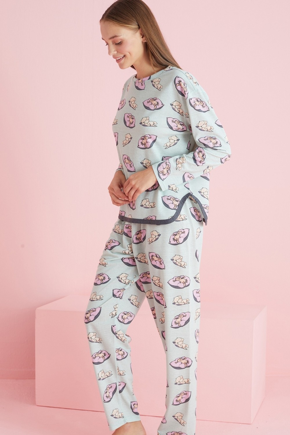 Siyah İnci Yeşil Pembe Yastık Desenli Biyeli Örme Pijama Takım 7777