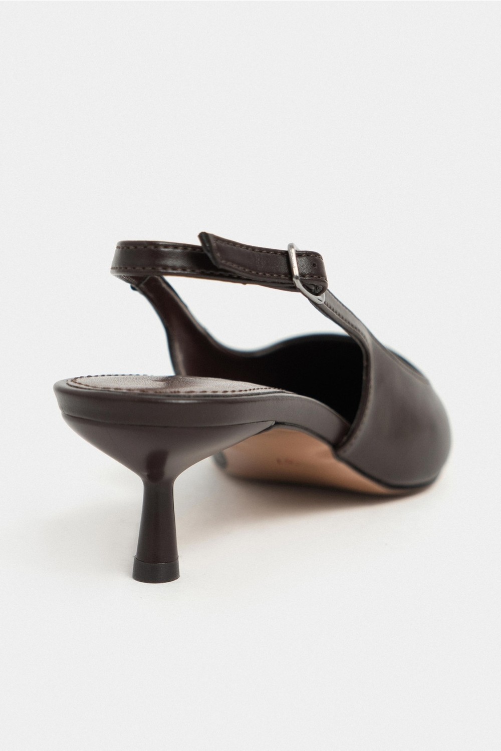 Nişantaşı Shoes Dipsy Siyah Mat Toka Detay Sivri Burun Kadın Topuklu Ayakkabı görsel 5