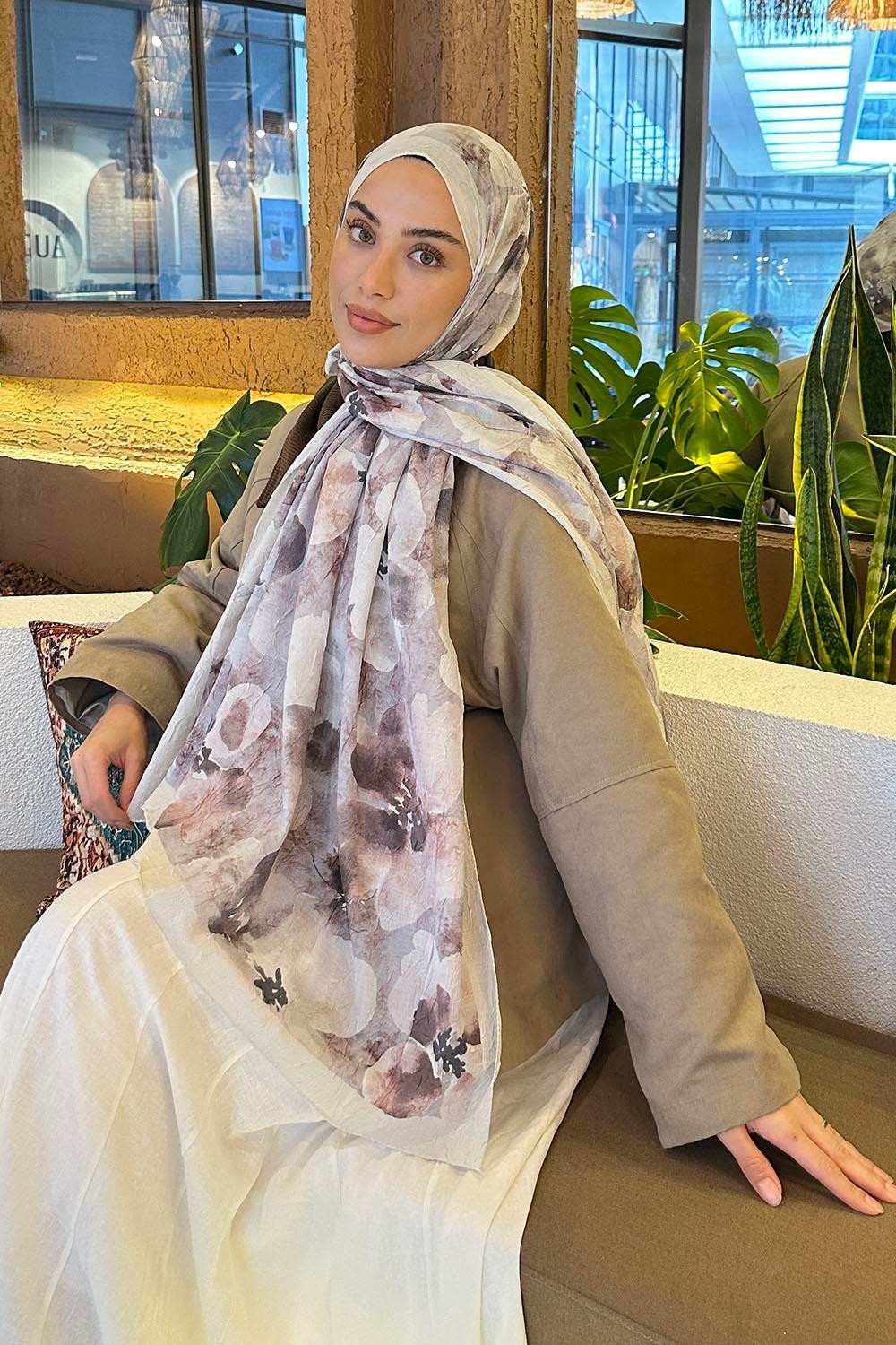 Lamelif Batik Çiçek Desen Bambu Şal Asker Yeşili