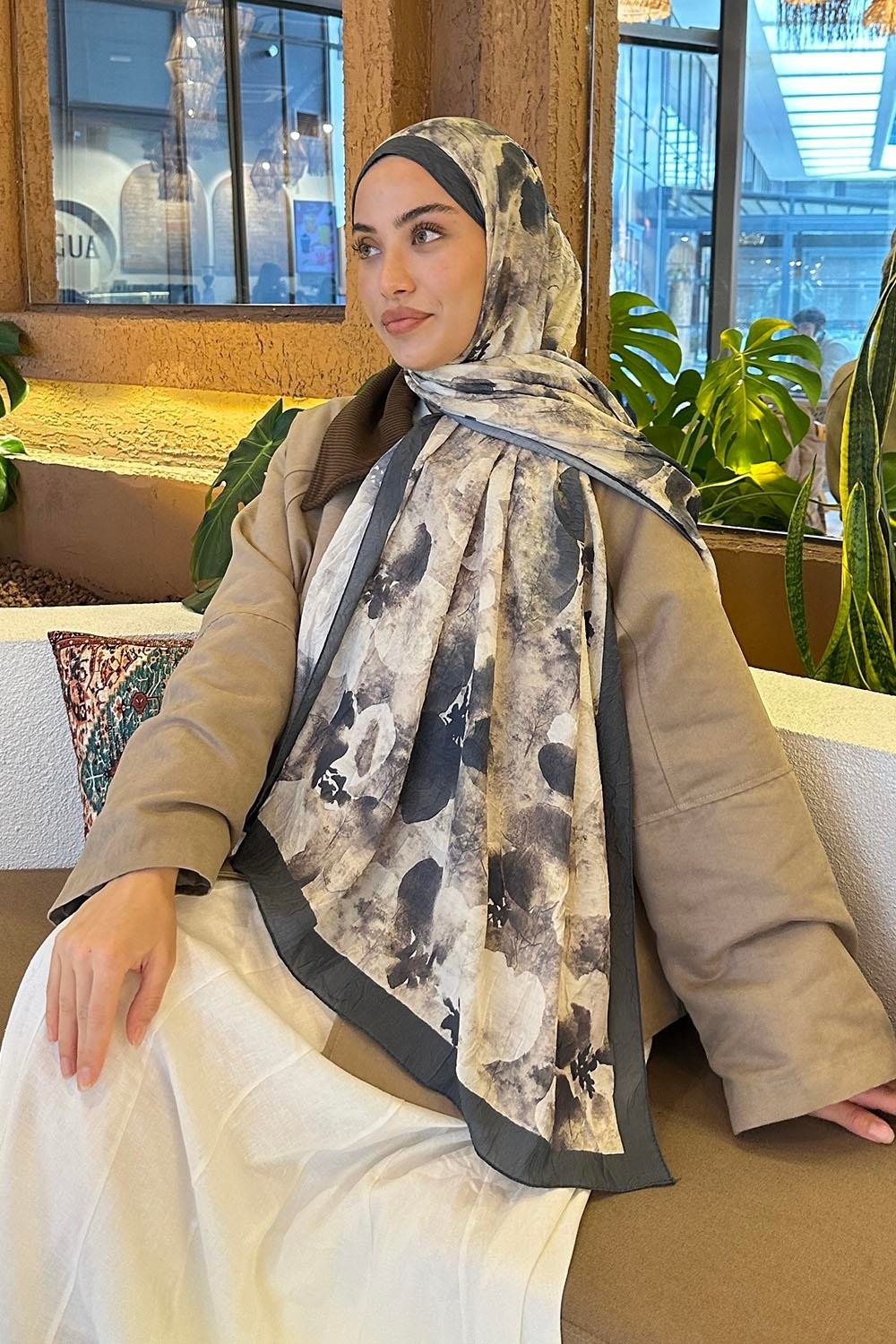 Lamelif Batik Çiçek Desen Bambu Şal Asker Yeşili görsel 6