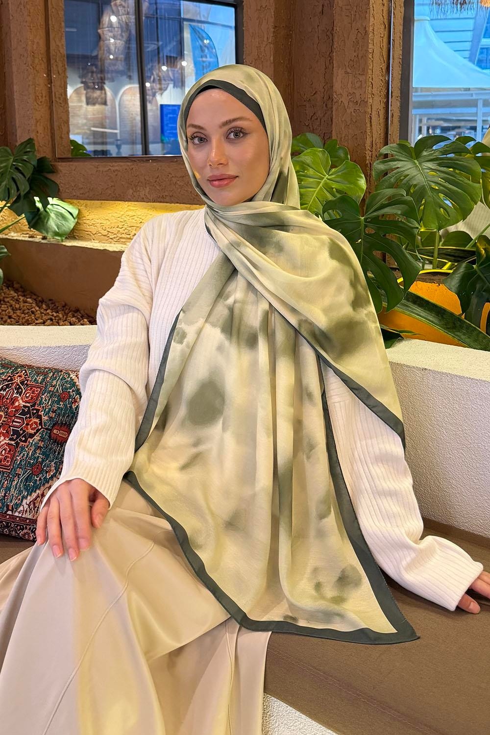 Lamelif Batik Desen Soft Şal Mint Yeşili