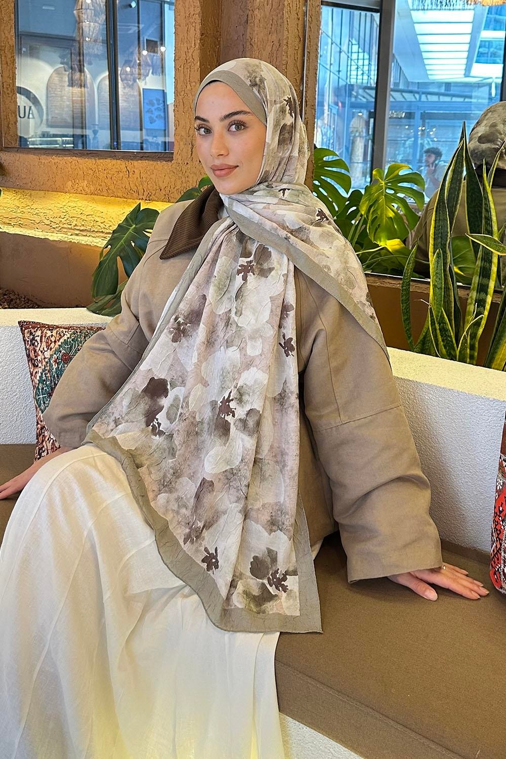 Lamelif Batik Çiçek Desen Bambu Şal Asker Yeşili