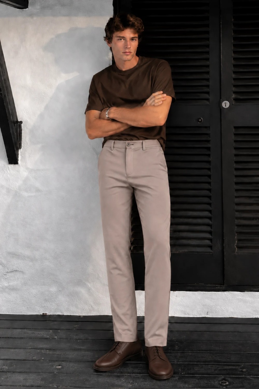 Madmext Siyah Regular Fit Düz Kesim Yan Cepli Erkek Pantolon 6540