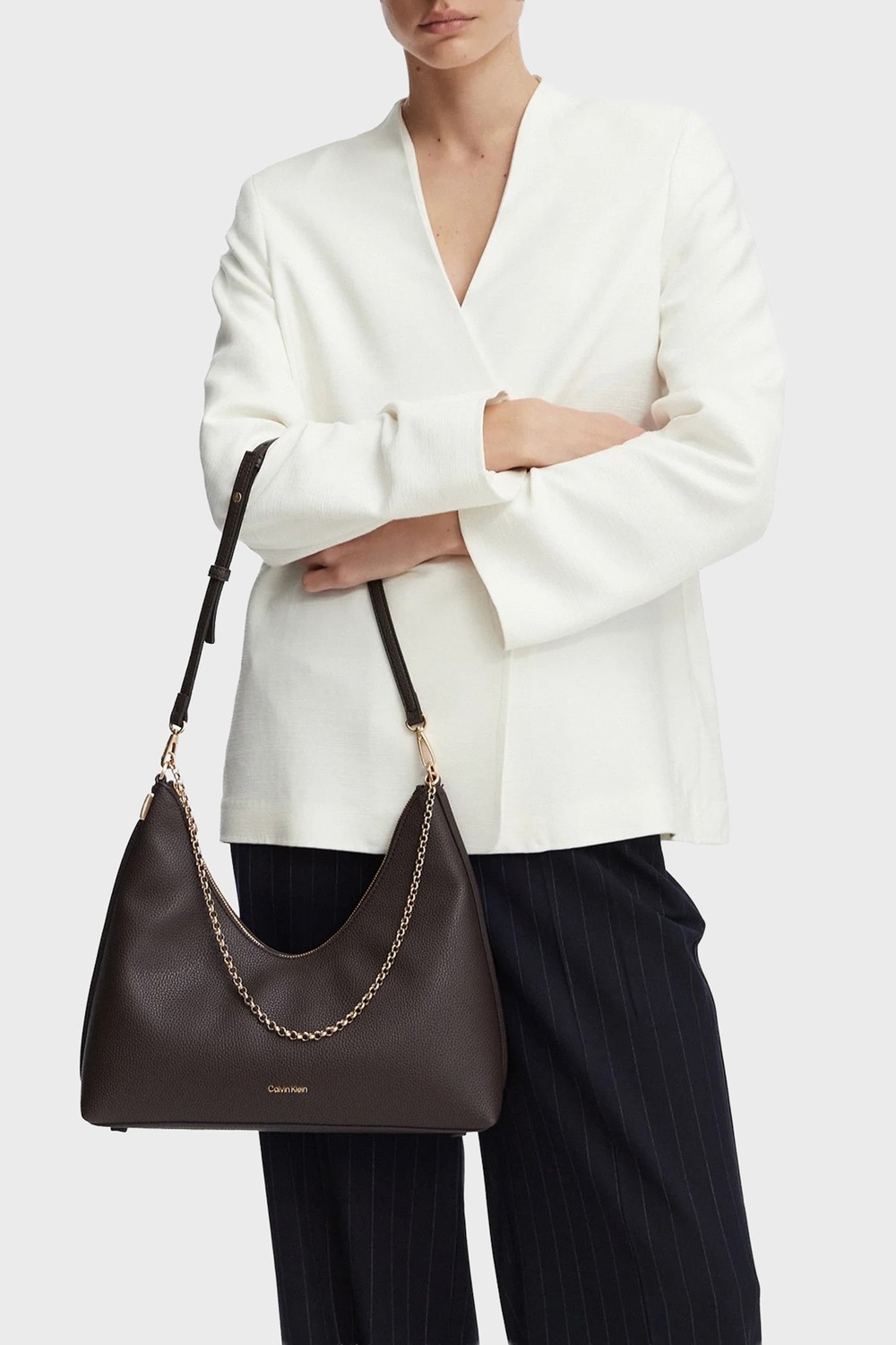 Calvin Klein Zincir Detaylı Ayarlanabilir Askılı Çanta LV04F3495GBAL Bayan Çanta LV04F3495G Bal görsel 2