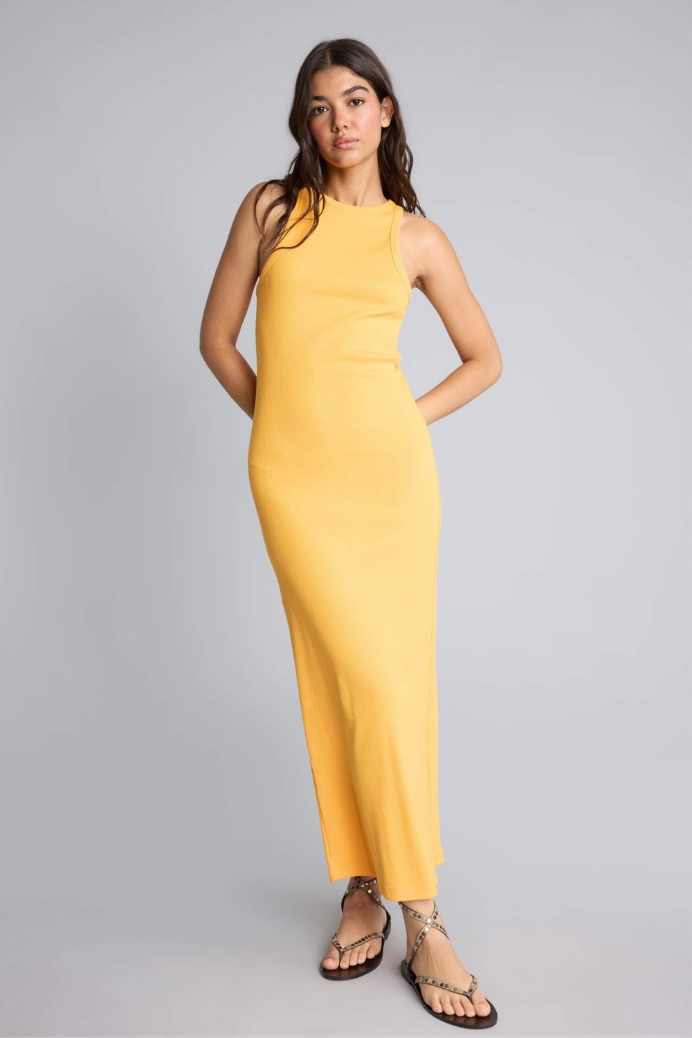 DeFacto Bodycon Vücudu Saran Halter Yaka Ribana Kolsuz Kırmızı Midi Elbise H7119AX26SM görsel 2