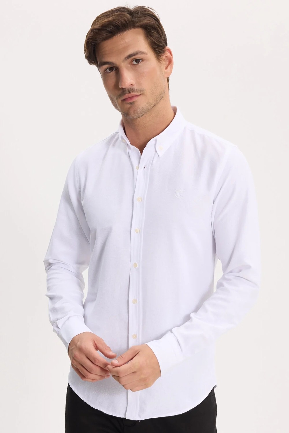 Tudors Erkek Slim Fit Dar Kesim Düz Oxford Armalı Düğmeli Yaka Kahverengi Spor Gömlek