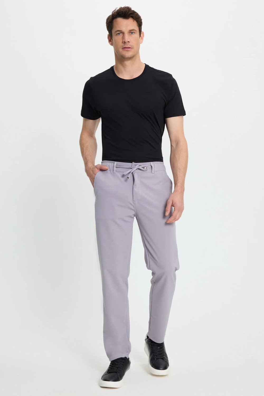 Tudors Erkek Slim Fit Dar Kesim Beli Lastikli Bağcık Detaylı Siyah Pantolon görsel 2