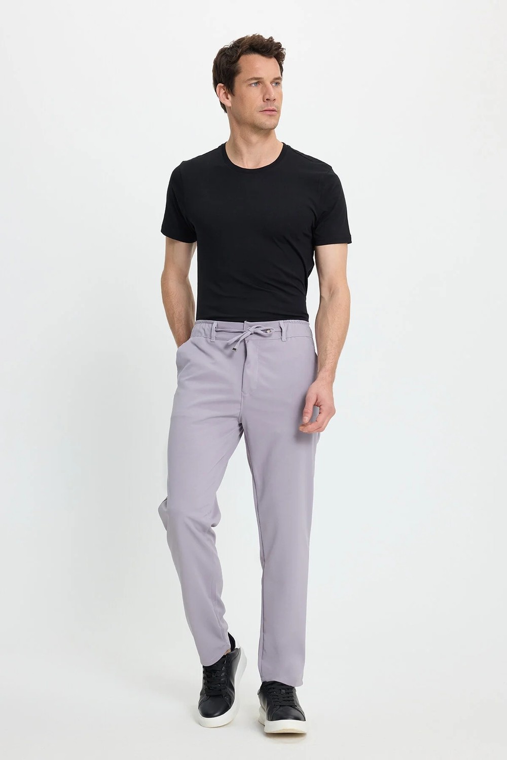 Tudors Erkek Slim Fit Dar Kesim Beli Lastikli Bağcık Detaylı Siyah Pantolon görsel 4