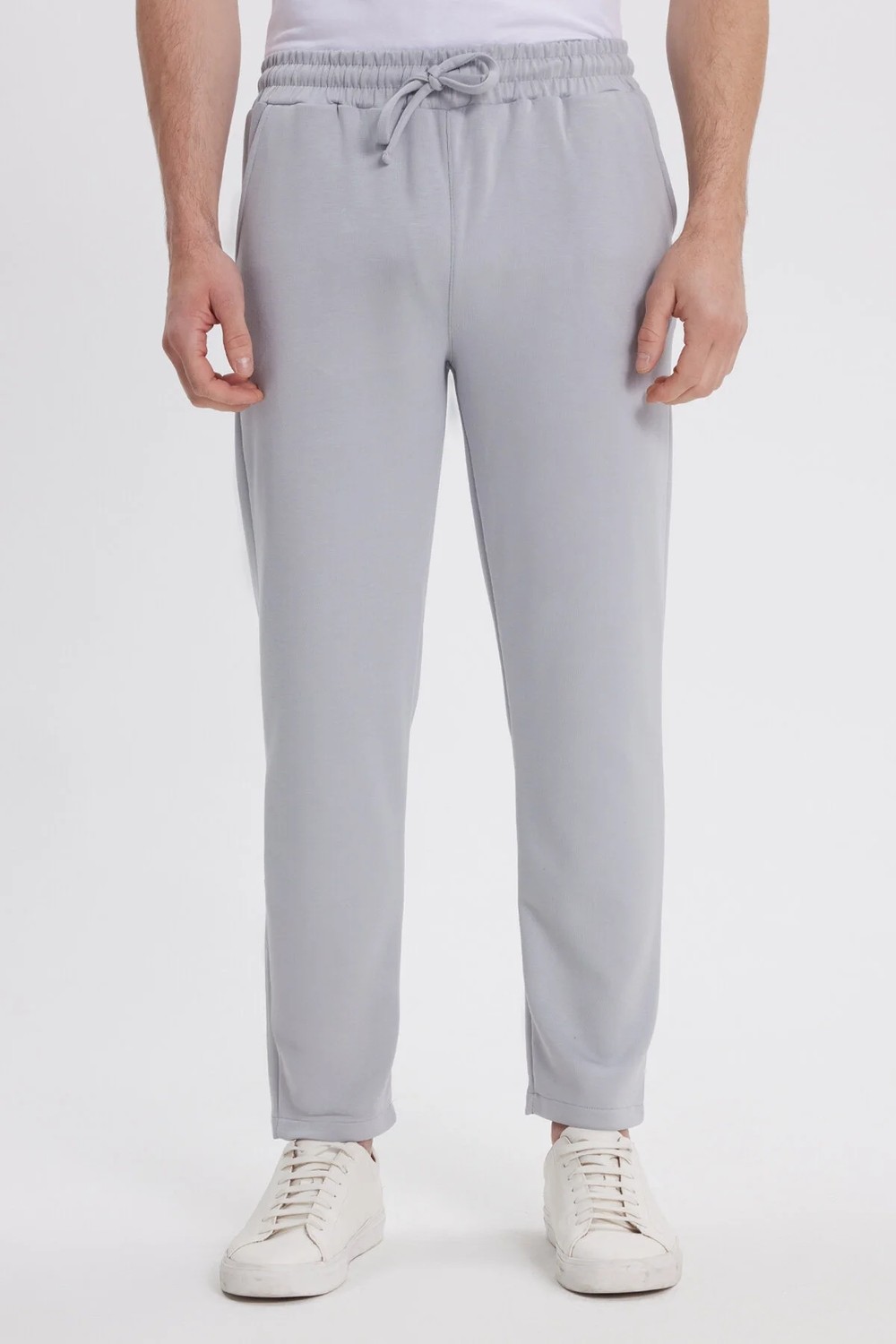 Tudors Erkek Slim Fit Dar Kesim Beli Bağcıklı 3 Cepli Geniş Paça Koyu Vizon Eşofman Altı