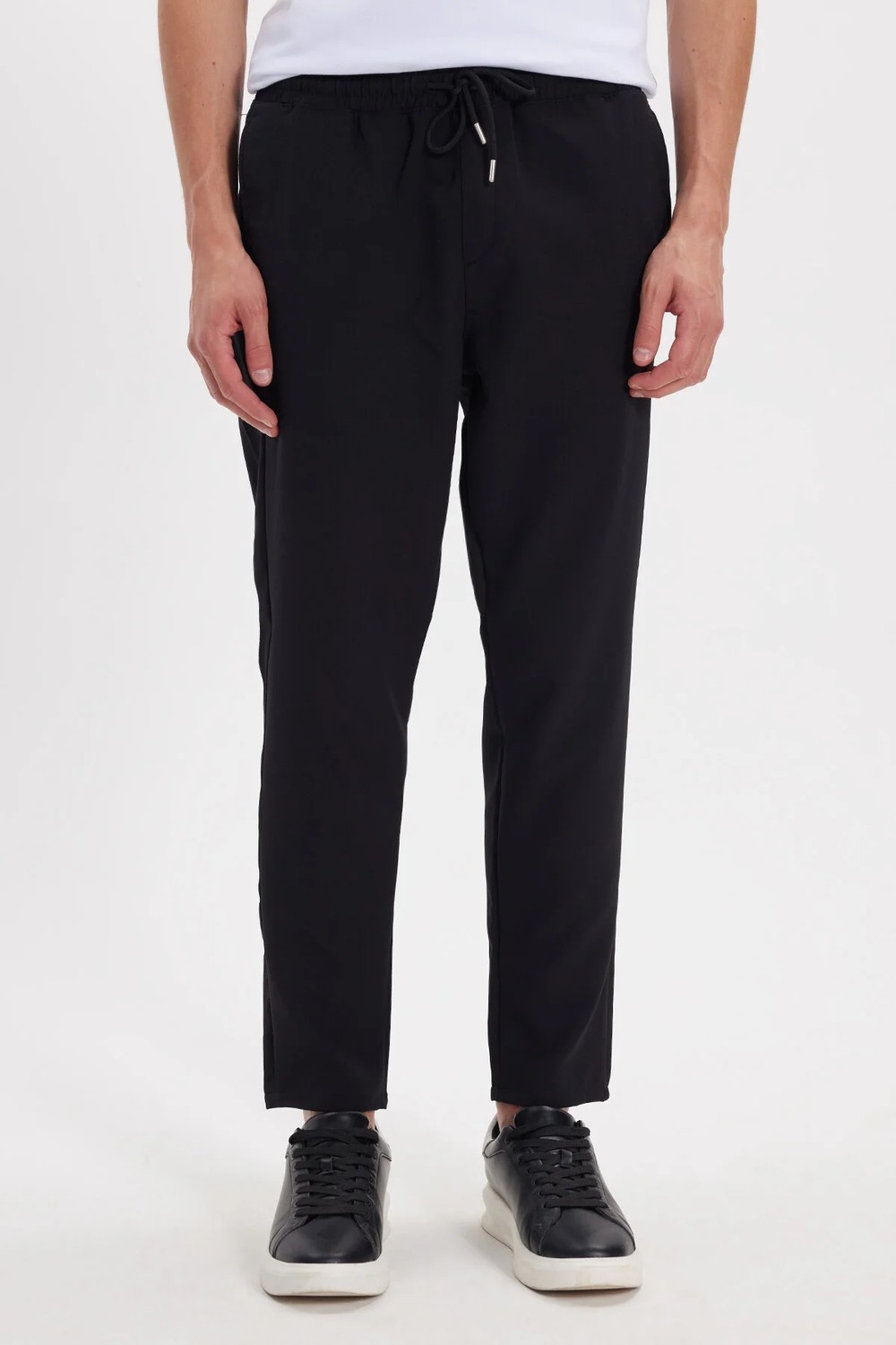 Tudors Erkek Regular Fit Beli Lastikli Bağcıklı Jogger Siyah Pantolon Rahat Kesim Yan Cepli