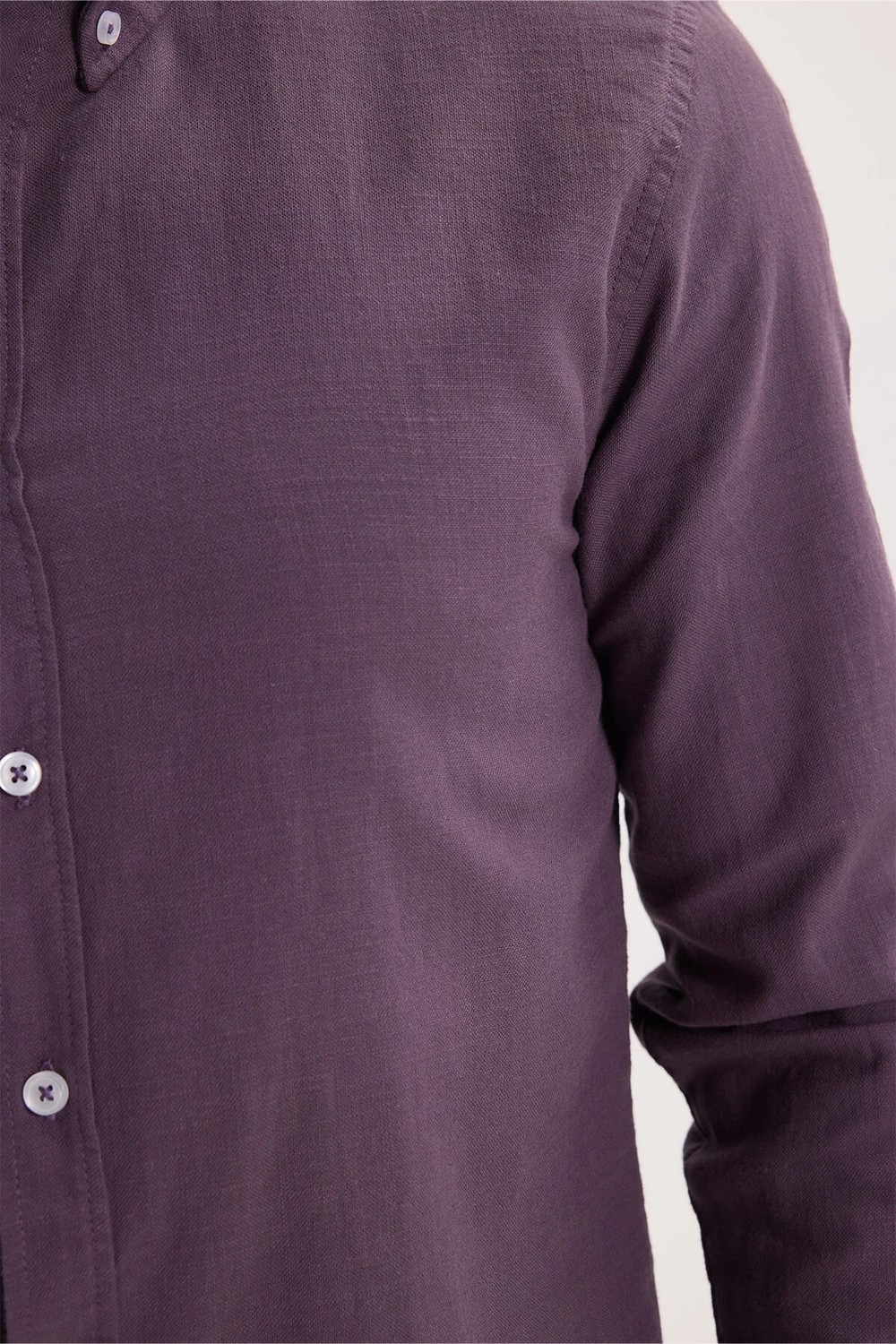 Tudors Erkek Slim Fit Dar Kesim %100 Pamuk Düğmeli Yaka Flam Keten Bordo Gömlek görsel 5