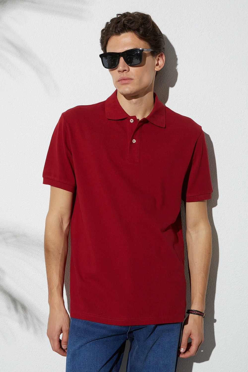 Tudors Erkek Slim Fit Dar Kesim Pamuklu Yumuşak Doku Nefes Alan Kumaş Kıvrılmaz Yaka Bordo Polo Yaka Tişört