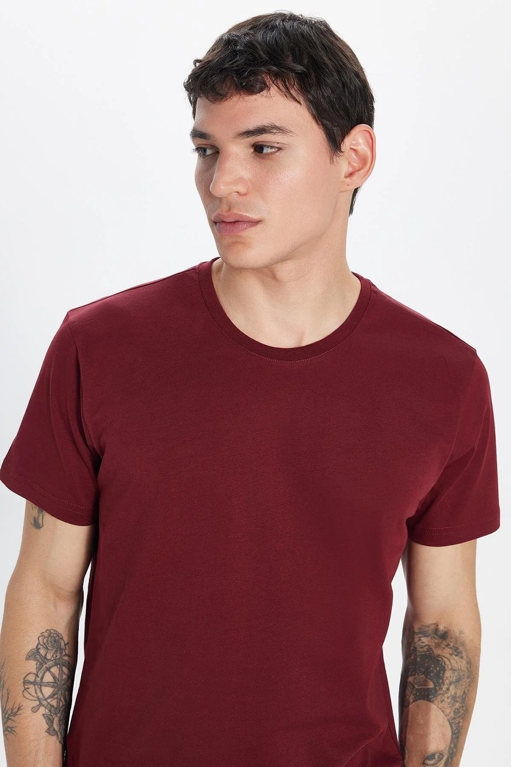 Tudors Unisex Slim Fit Dar Kesim %100 Pamuk Yumuşak Dokulu Bordo Bisiklet Yaka Tişört görsel 4