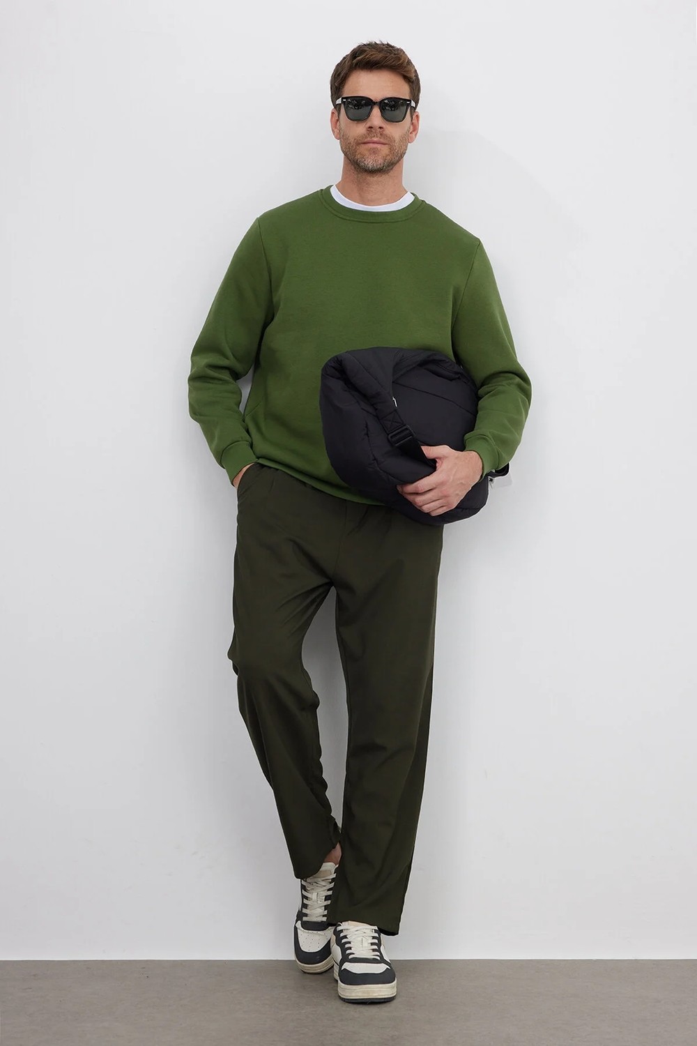 Tudors Unisex Relax Fit Rahat Kesim Pamuklu 3 İplik İçi Polarlı Basic Bordo Bisiklet Yaka Sweatshirt görsel 4