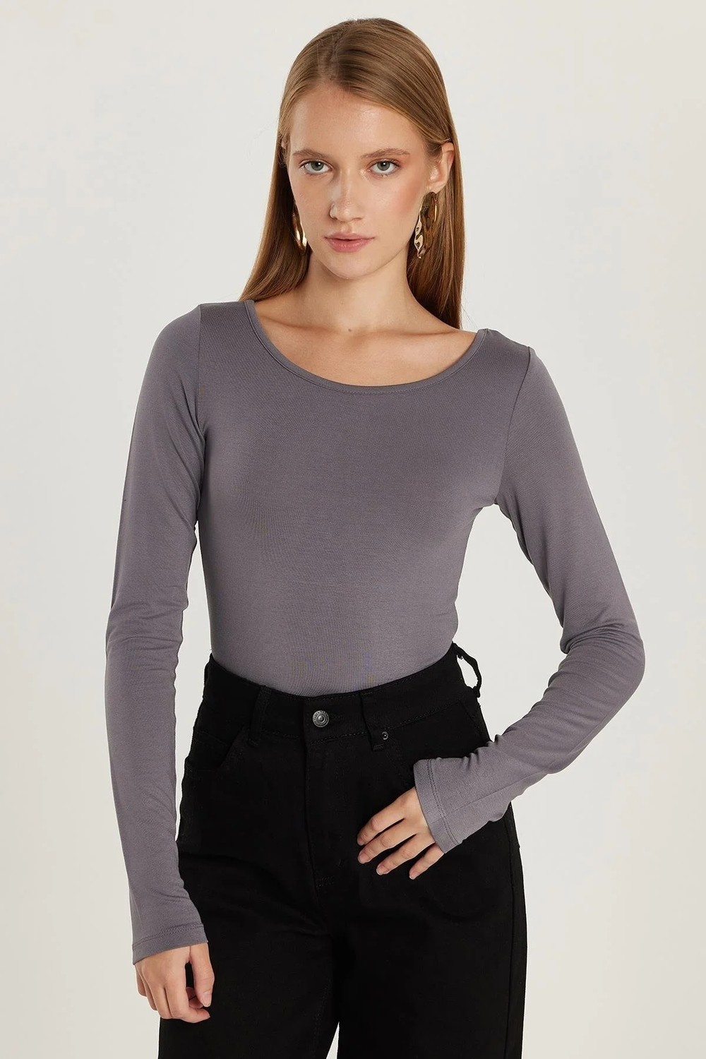 Tudors Kadın Slim Fit Dar Kesim Uzun Kollu Viskon Siyah Bluz