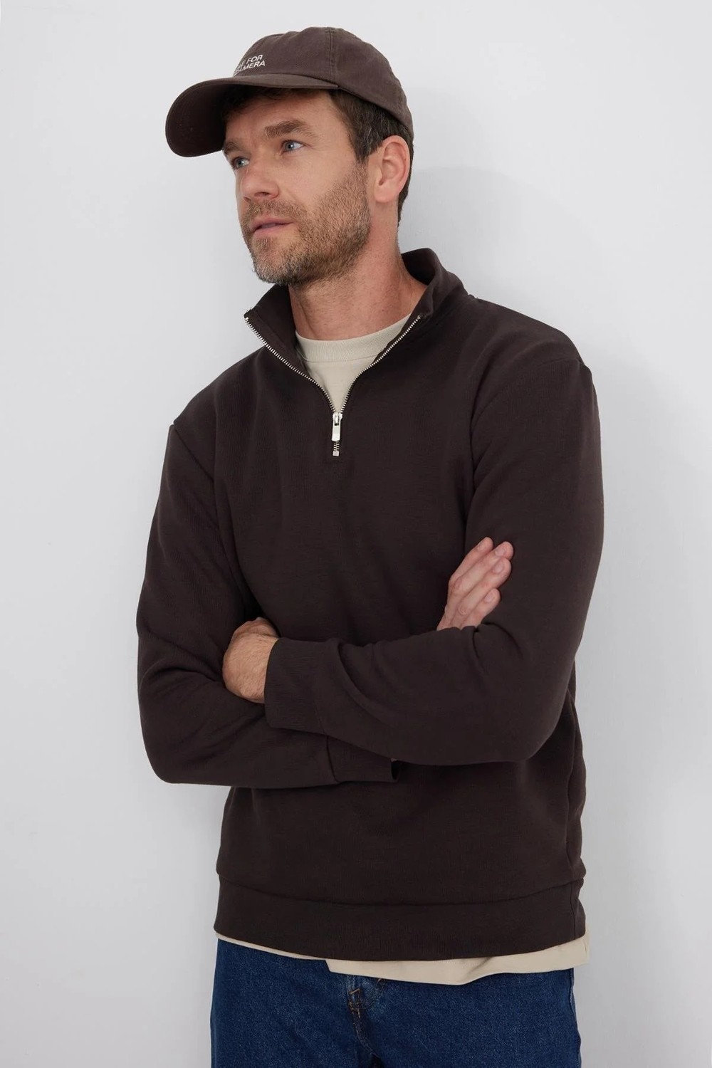 Tudors Unisex Relax Fit Rahat Kesim Pamuklu İçi Polarlı Yarım Fermuarlı Kahverengi Dik Yaka Sweatshirt görsel 4