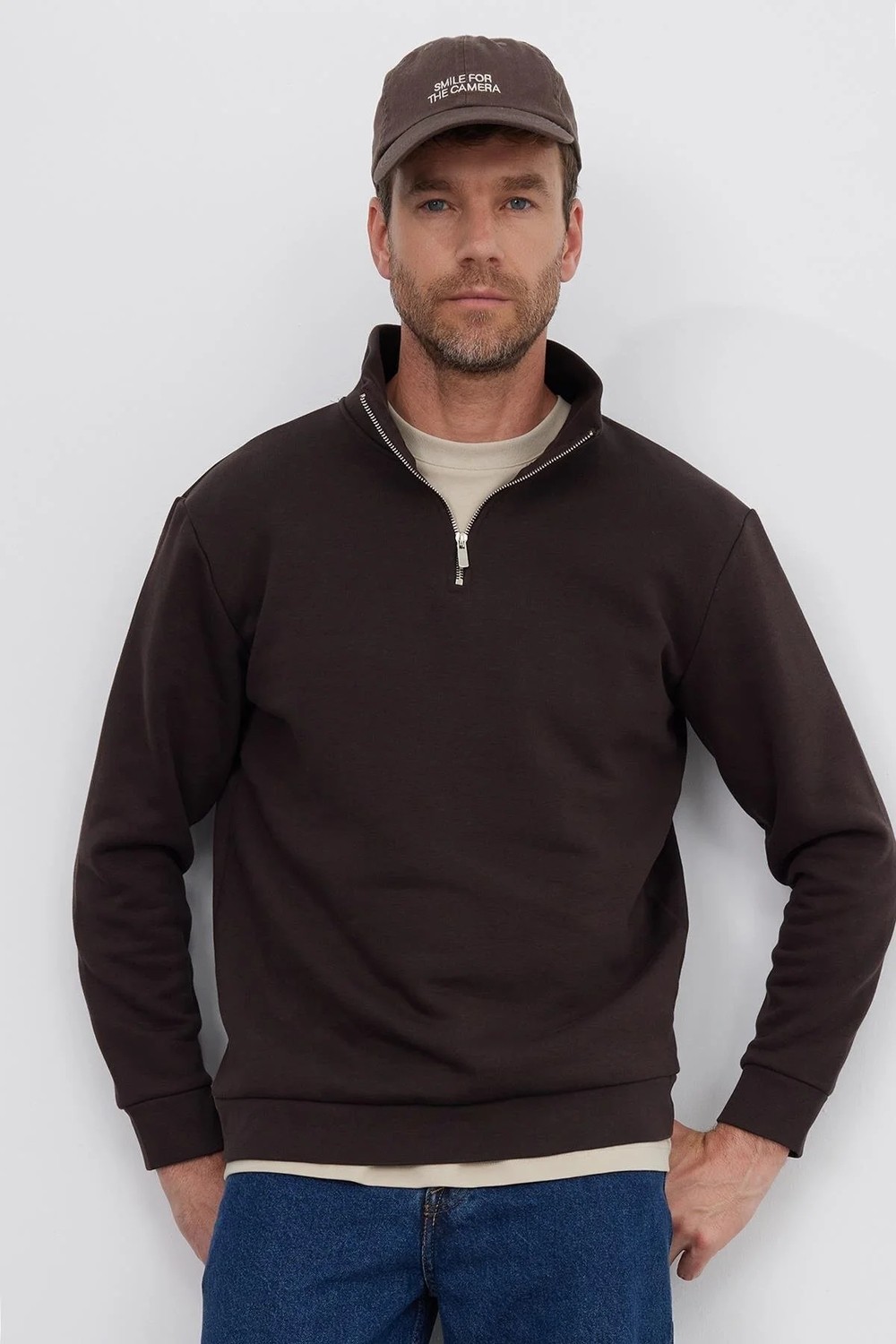 Tudors Unisex Relax Fit Rahat Kesim Pamuklu İçi Polarlı Yarım Fermuarlı Kahverengi Dik Yaka Sweatshirt görsel 5