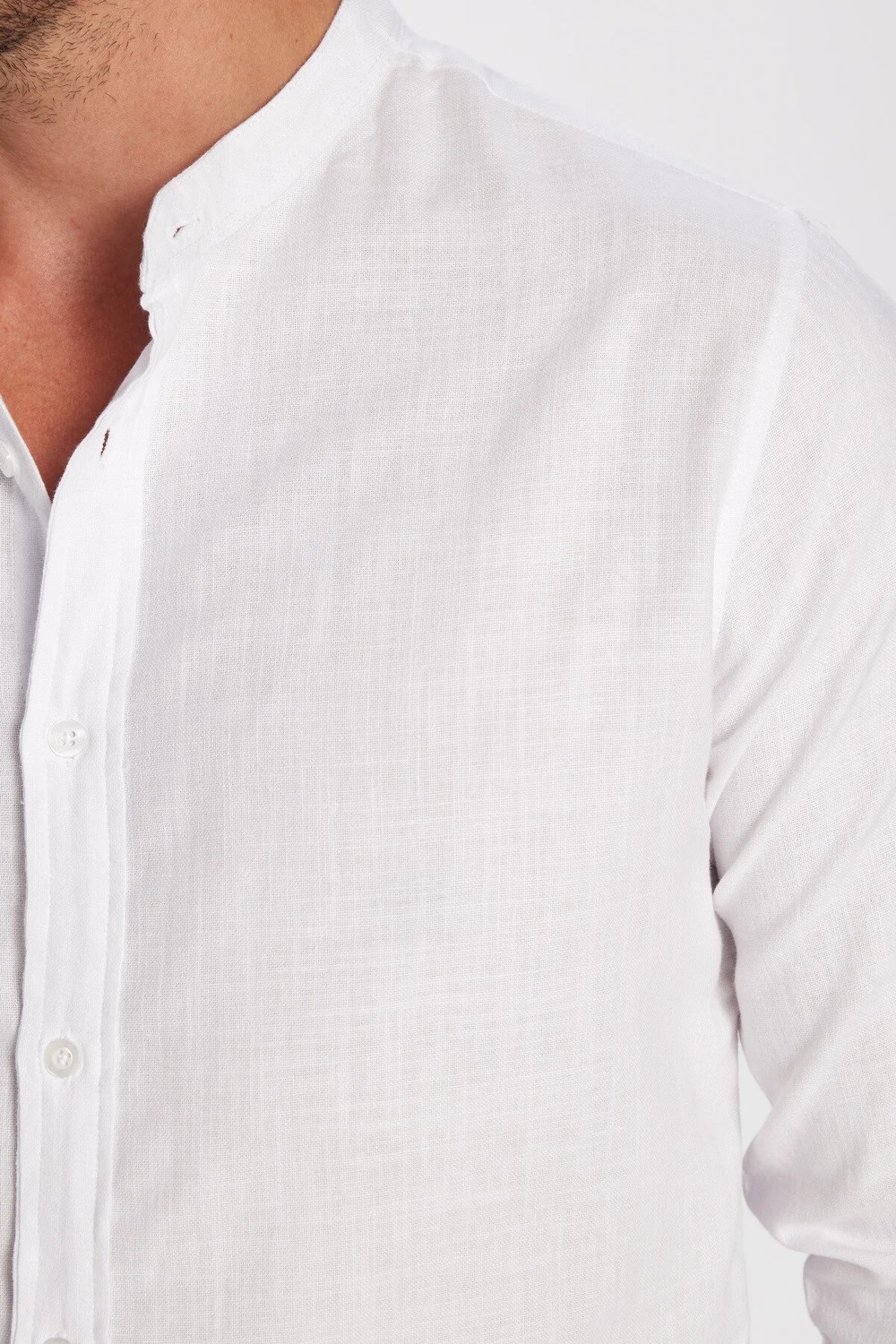 Tudors Erkek Slim Fit Dar Kesim Uzun Kollu %100 Pamuk Keten Doku Hakim Yaka Beyaz Gömlek görsel 4