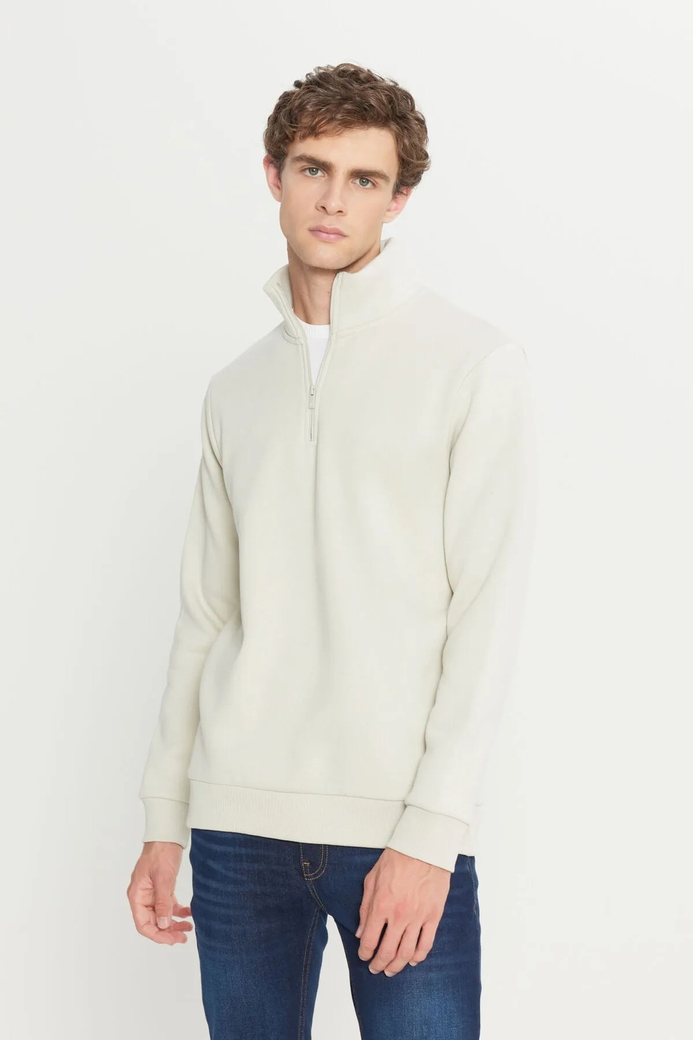 Altınyıldız Classics Standart Fit Normal Kesim Içi Polarlı Bato Yaka Pamuklu Sweatshirt görsel 6