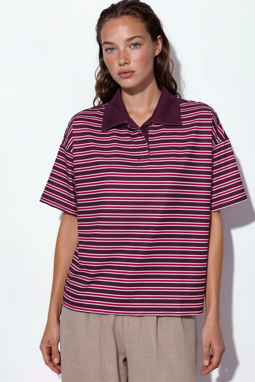 Hiccup Kadınlar Çizgili Oversize Kalıp Polo Yaka T-Shirt Kahverengi görsel 5