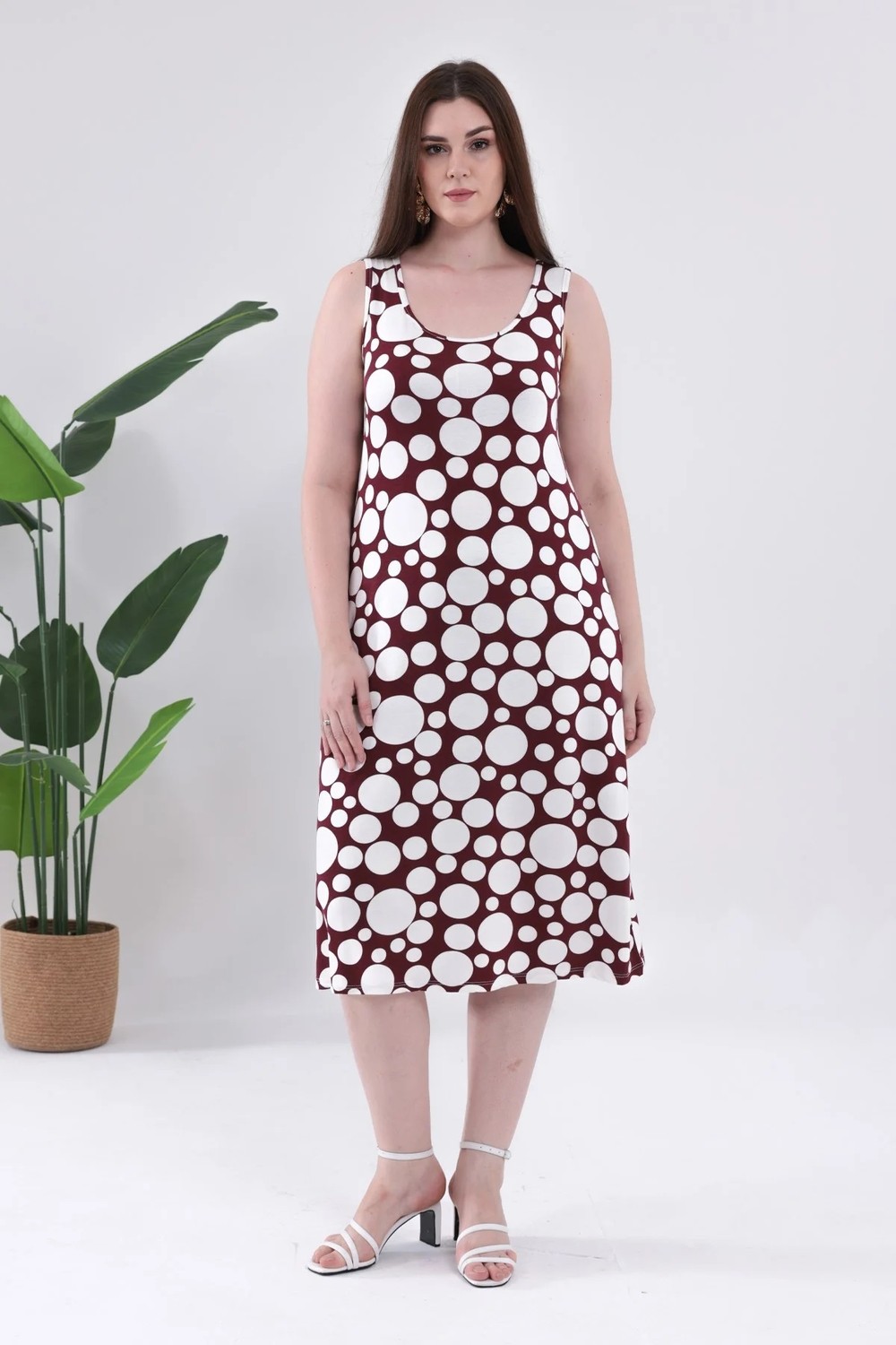 Madwilo Kadın Siyah Bej Floral Desen Askılı Büyük Beden Elbise