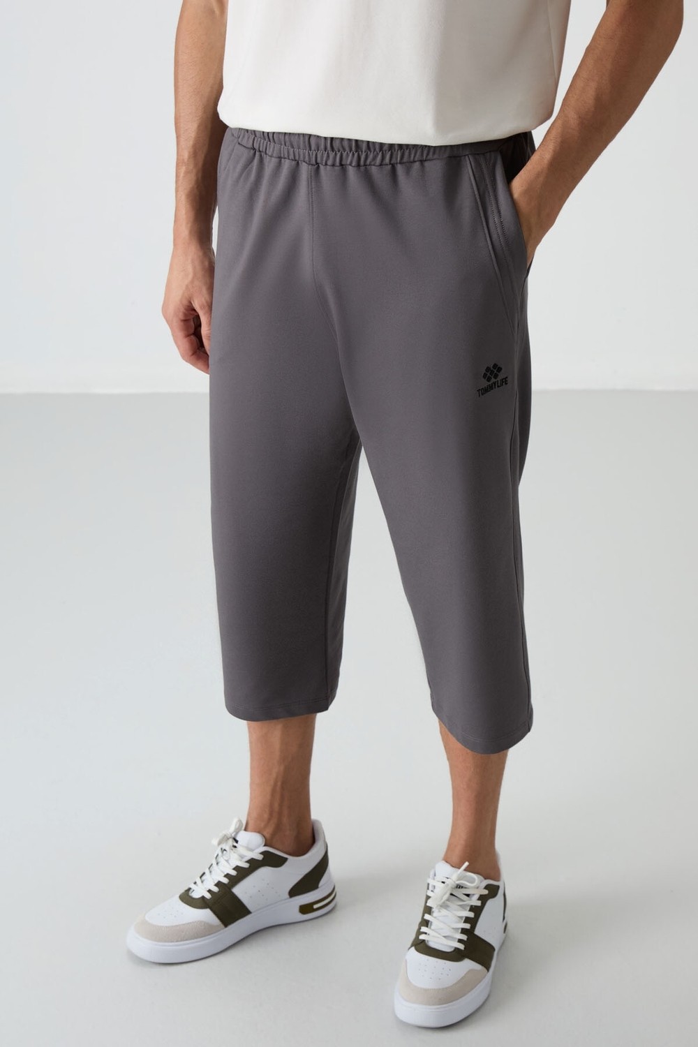 Tommy Life Haki Pamuklu Yumuşak Dokulu Standart Fit Nakışlı Erkek Kapri - 83102 görsel 2