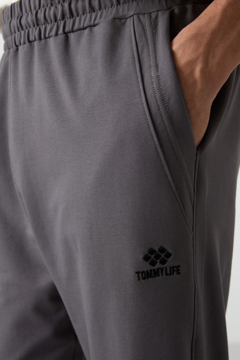 Tommy Life Haki Pamuklu Yumuşak Dokulu Standart Fit Nakışlı Erkek Kapri - 83102 görsel 3