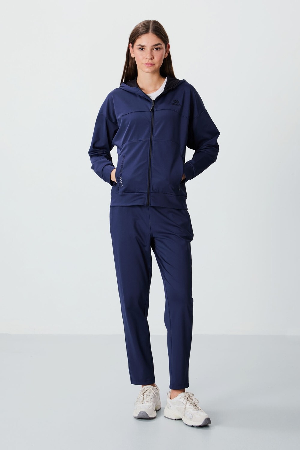 Tommy Life Koyu Bej Kapüşonlu Gizli Cep Detaylı Standart Kalıp Kadın Eşofman Takımı - 95306 görsel 6