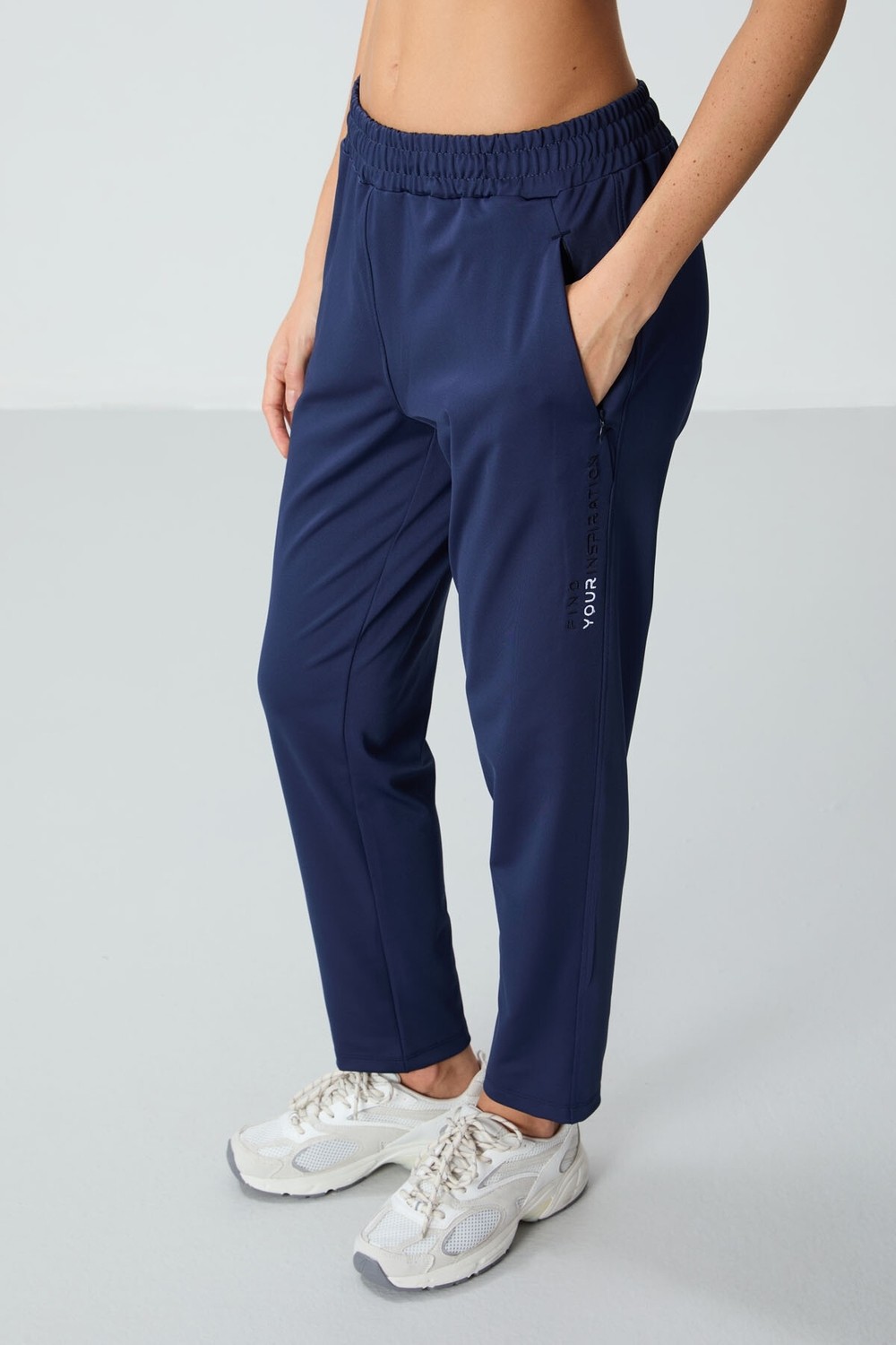 Tommy Life Koyu Bej Kapüşonlu Gizli Cep Detaylı Standart Kalıp Kadın Eşofman Takımı - 95306 görsel 7