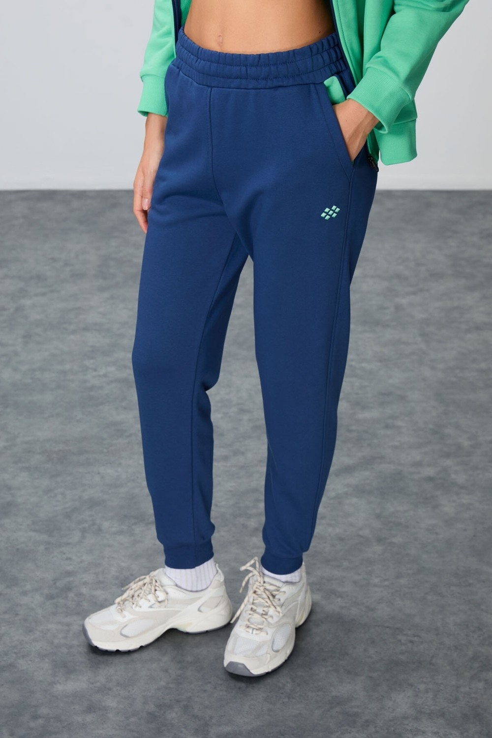 Tommy Life Çam Yeşili-Lacivert Pamuklu Kalın Kapüşonlu Oversize Fit Kadın Eşofman Takım - 95343 görsel 8