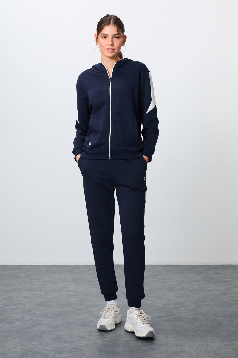 Tommy Life Çam Yeşili-Lacivert Pamuklu Kalın Kapüşonlu Oversize Fit Kadın Eşofman Takım - 95343 görsel 4