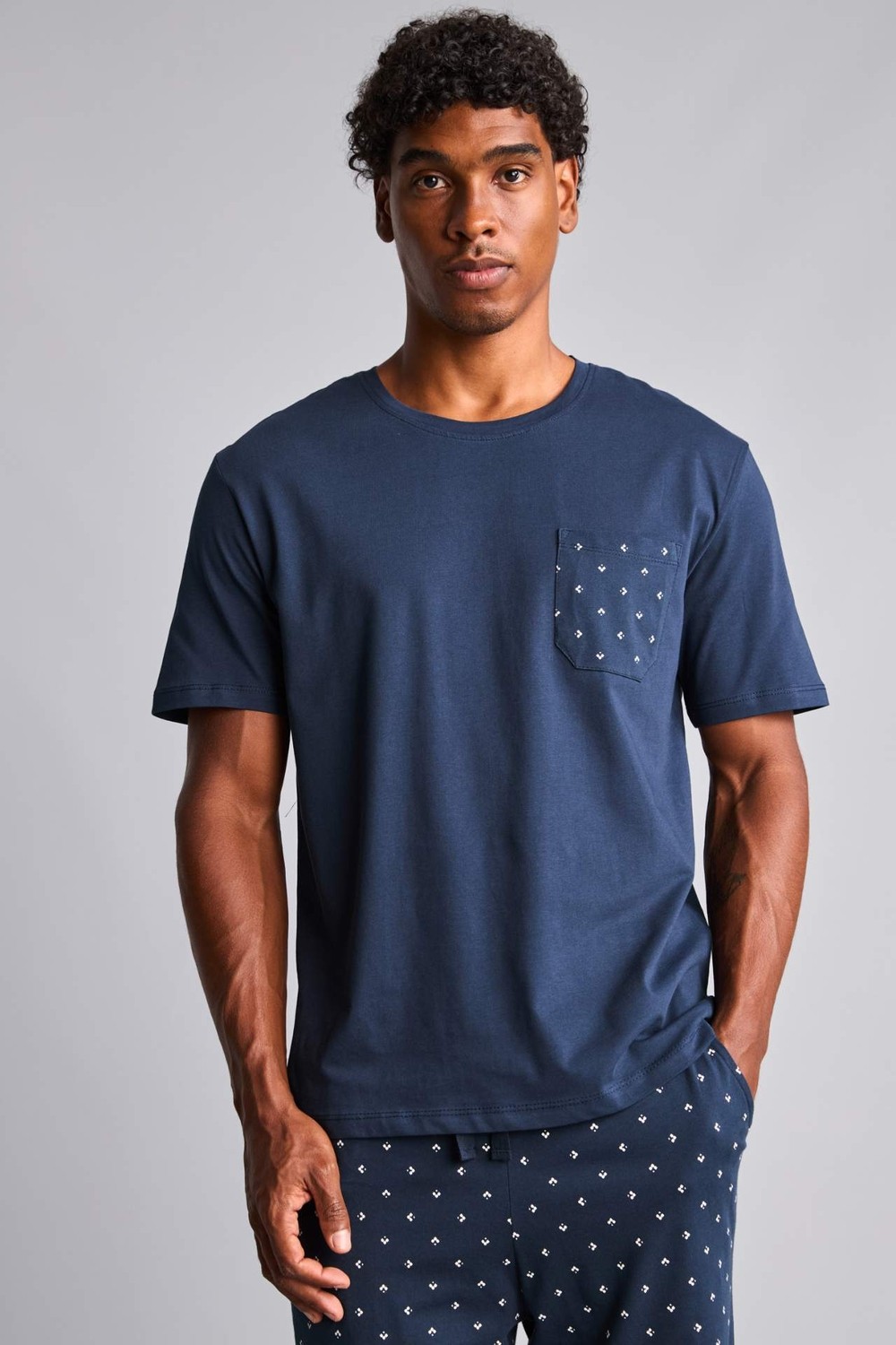 DeFacto %100 Pamuk New Regular Fit Kısa Kollu Gömlek Yaka 2'li Pijama Takımı H7472AX26AU görsel 3