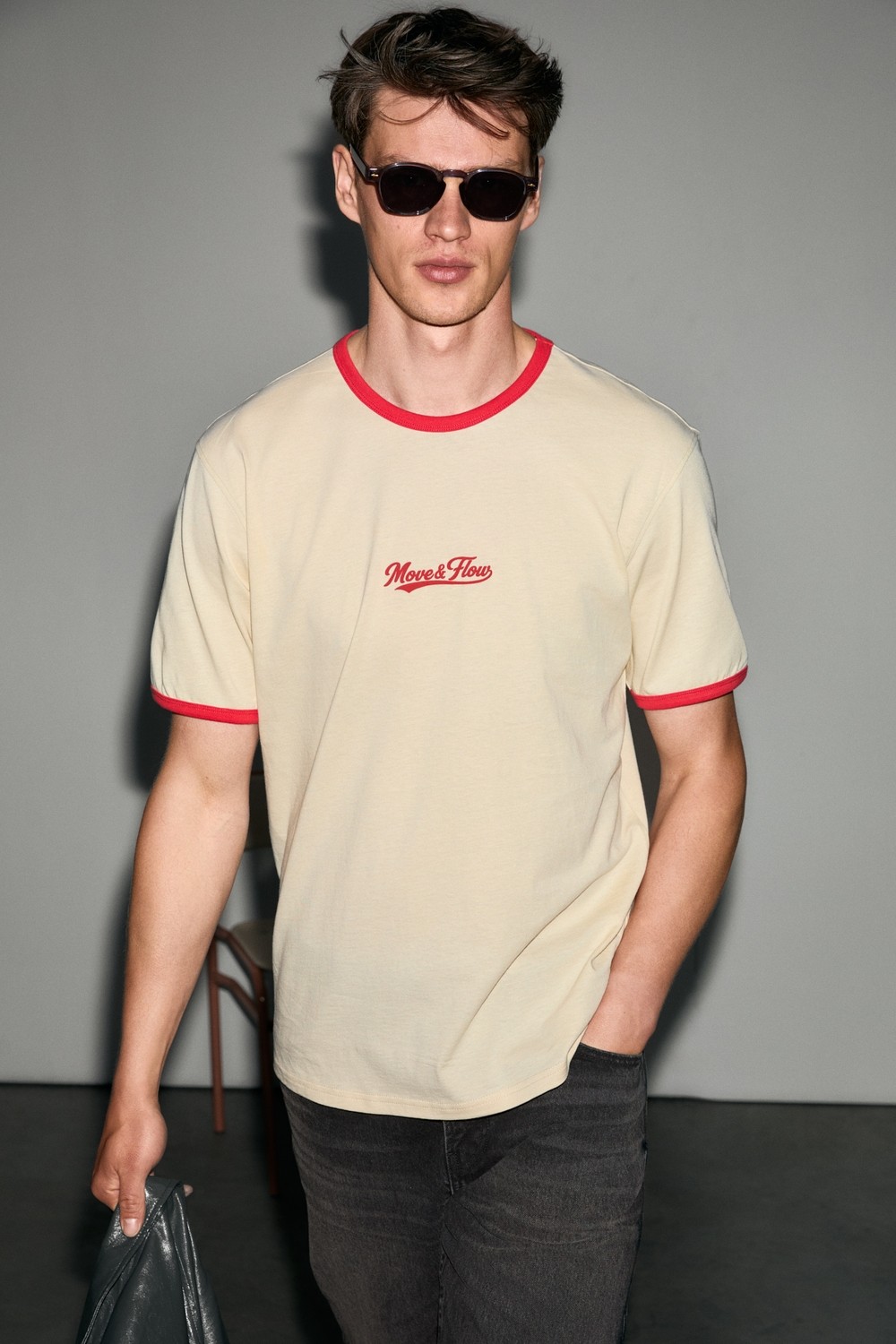 Grimelange Golondro Erkek %100 Organik Pamuklu Kontrast Biyeli Baskı Detaylı Regular Fit Vanilya T-Shirt görsel 2