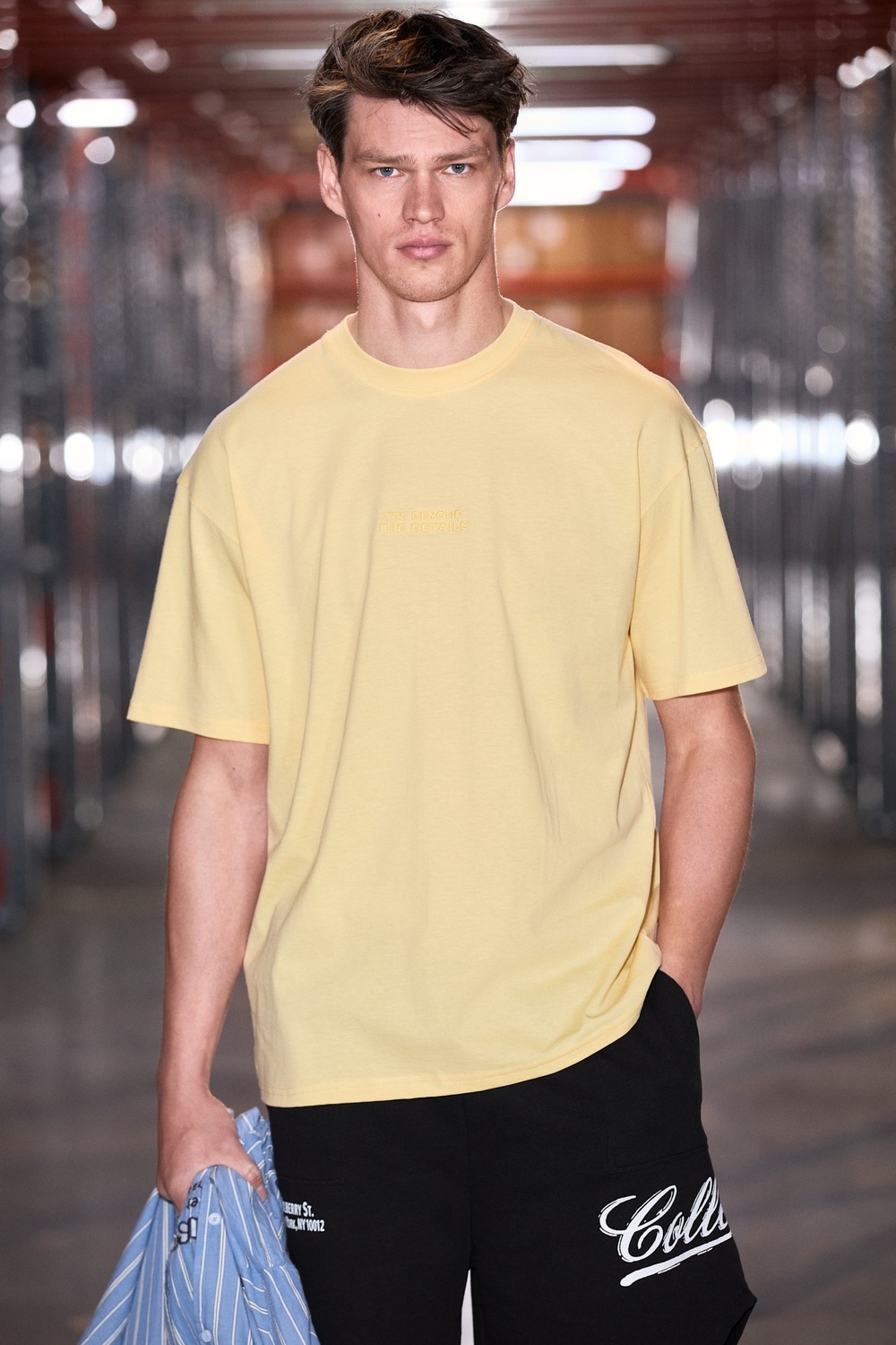 Grimelange Vıto Erkek %100 Organik Pamuklu Nakış Yazı Detaylı Oversize Bol Kesim Kısa Kollu Siyah T-Shirt