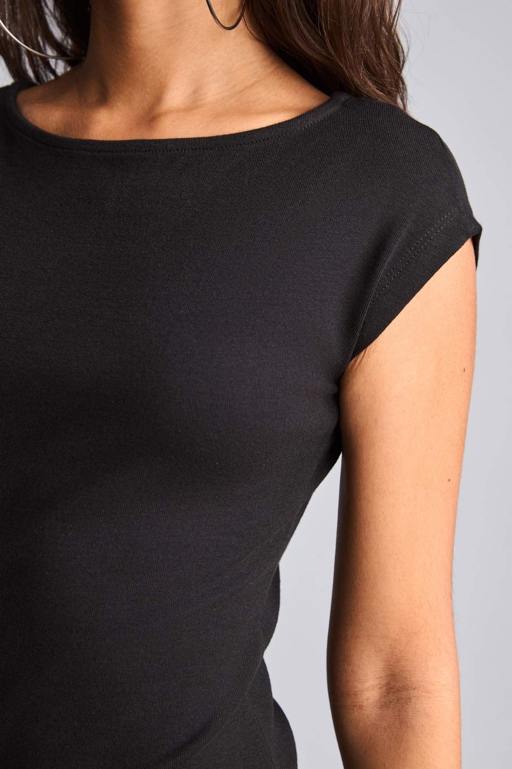 DeFacto Bodycon Vücudu Saran Yuvarlak Yaka Modal Kısa Kollu Maxi Elbise H0862AX26AU görsel 4