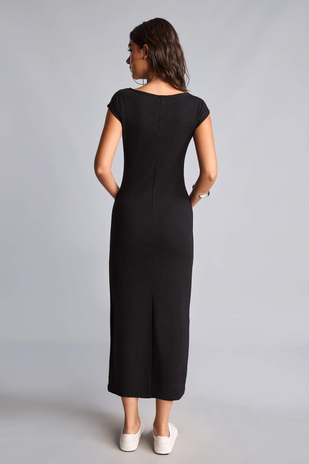 DeFacto Bodycon Vücudu Saran Yuvarlak Yaka Modal Kısa Kollu Maxi Elbise H0862AX26AU görsel 5