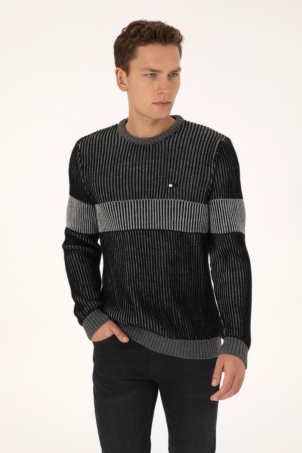 U.S. Polo Assn. Erkek Slim Fit Bisiklet Yaka Lacivert Kazak 50314958-VR033