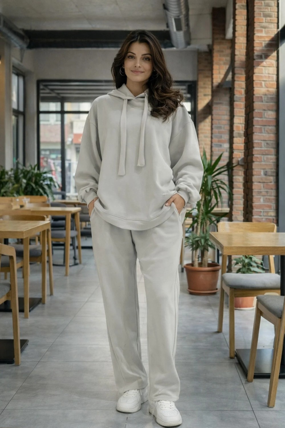 Bella Vita Butik Bellavita Botuique Açık Gri Parlak Dokulu Kapüşonlu Rahat Kesim Ikili Takım