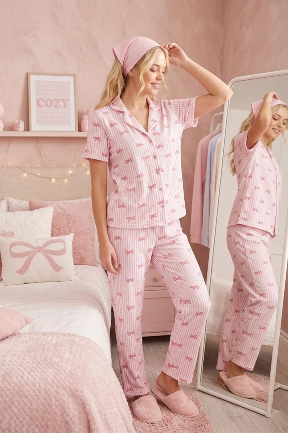 Fit Women Kadın Siyah Kalp Detaylı Bürümcük Kumaş Kısa Kollu Pijama Takımı 6066 görsel 6