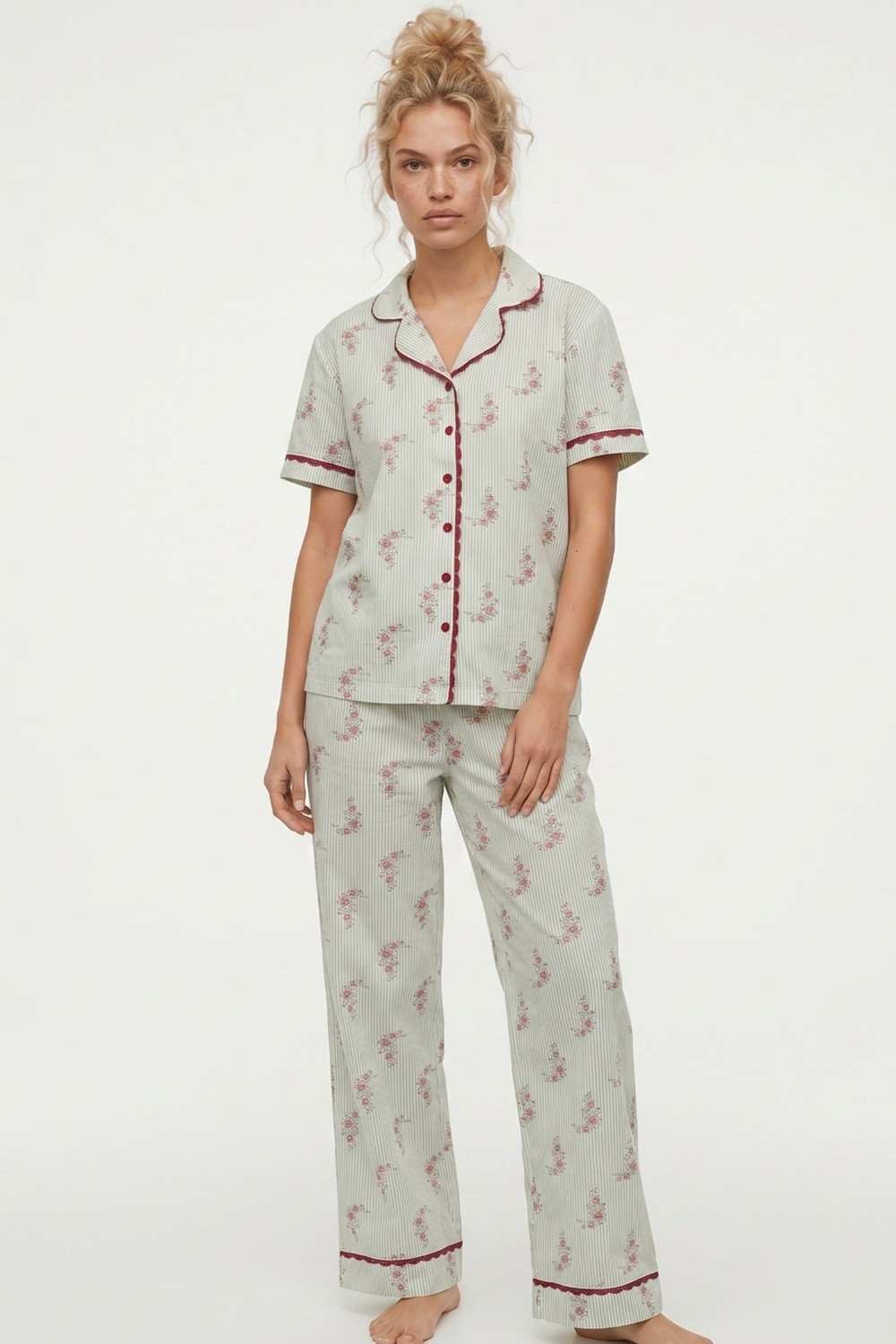 Siyah İnci Yeşil Çiçek Desenli Ince Soft Örme Düğmeli Dantel Biyeli Pijama Takımı 8061 görsel 5