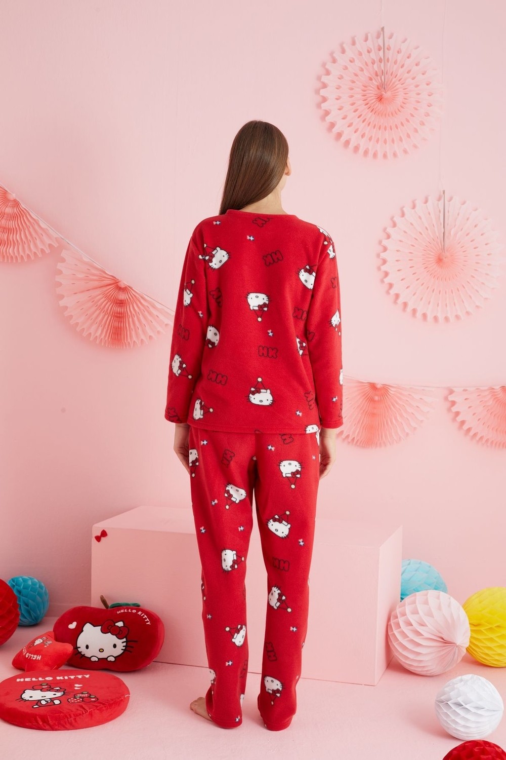 Siyah İnci Hello Kitty Lisanslı Polar Kırmızı Çok Renkli Nakışlı Bisklet Yaka Pijama Takım HK301 görsel 4