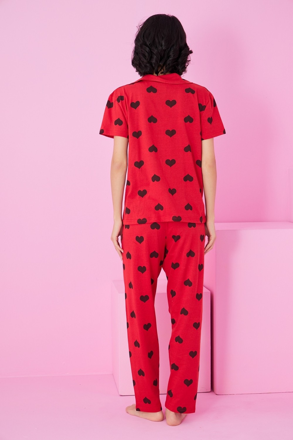 Siyah İnci Kırmızı Siyah Kalp Baskılı Gömlek Yaka Düğmeli Örme Pijama Takım görsel 3