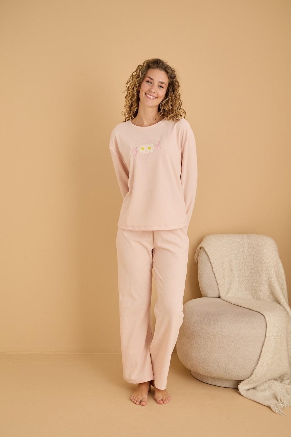 Siyah İnci Pudra Nakışlı Havlu Kumaş Örme Pijama TAKIM25226008 görsel 8