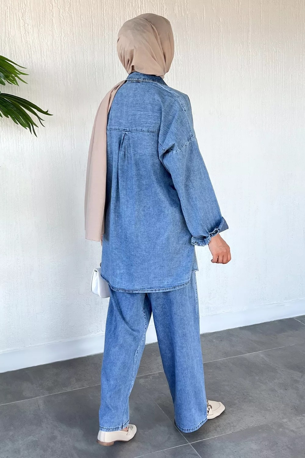 Julude Taş Işlemeli Bel Lastikli Pantolon Ön Çıtçıtlı Tunik Tesettür Ikili Takım P-00022528 görsel 3