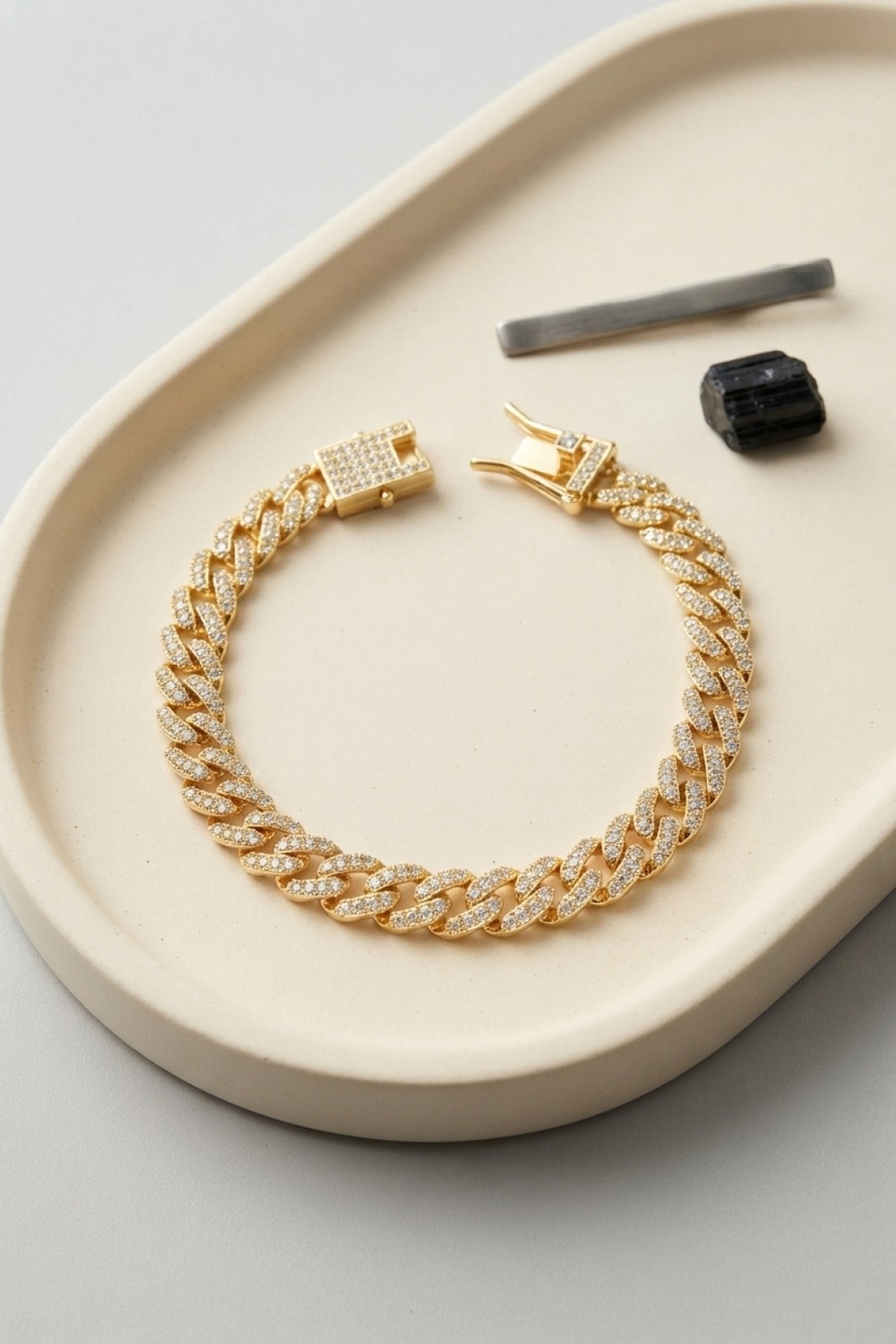 Dorasan Gold Renk Zirkon Taşlı Cuban Zincir Model Klips Kapamalı Erkek Bileklik