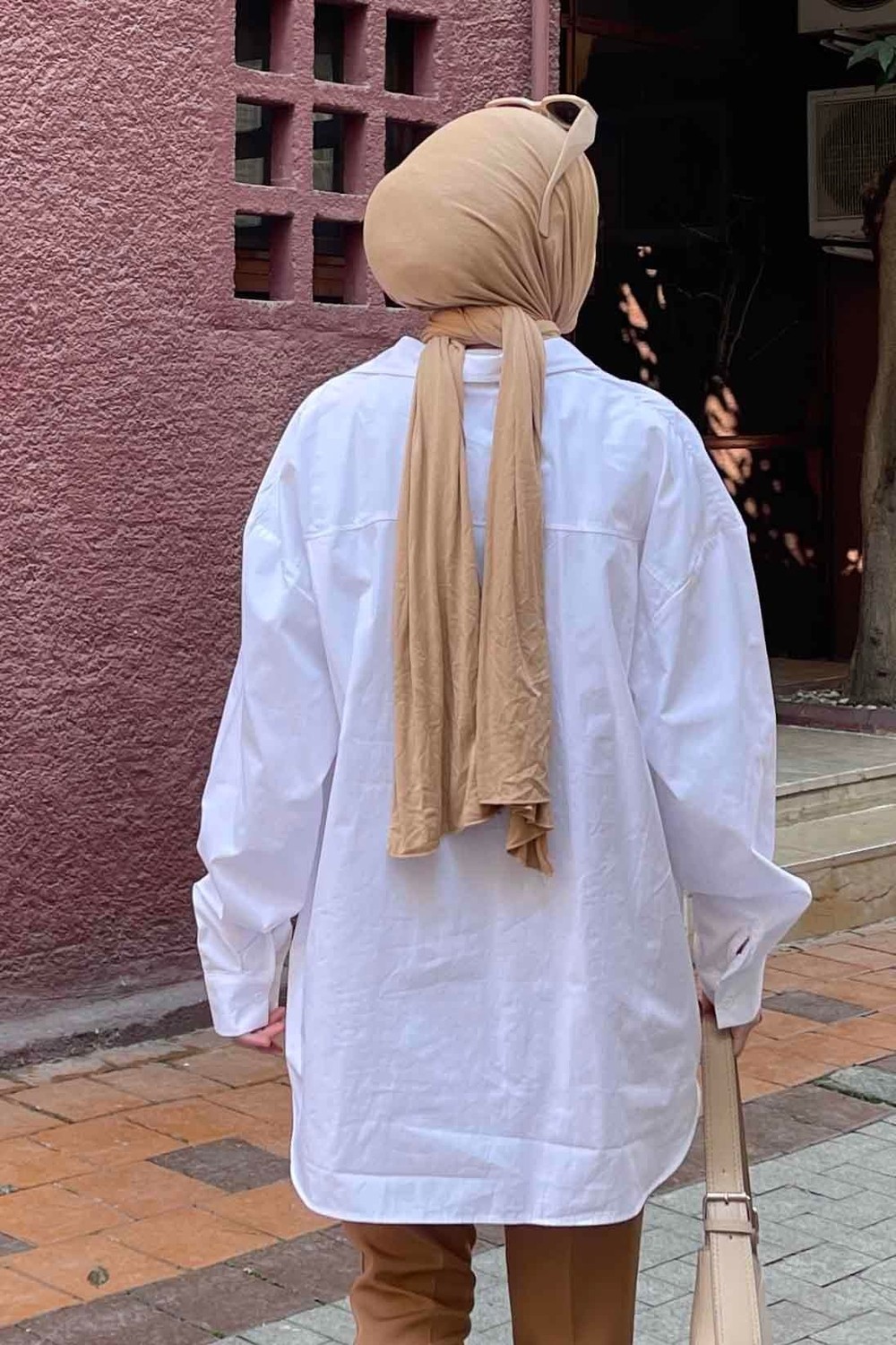 Lamelif Deri Cep Detaylı Gömlek Beyaz görsel 4