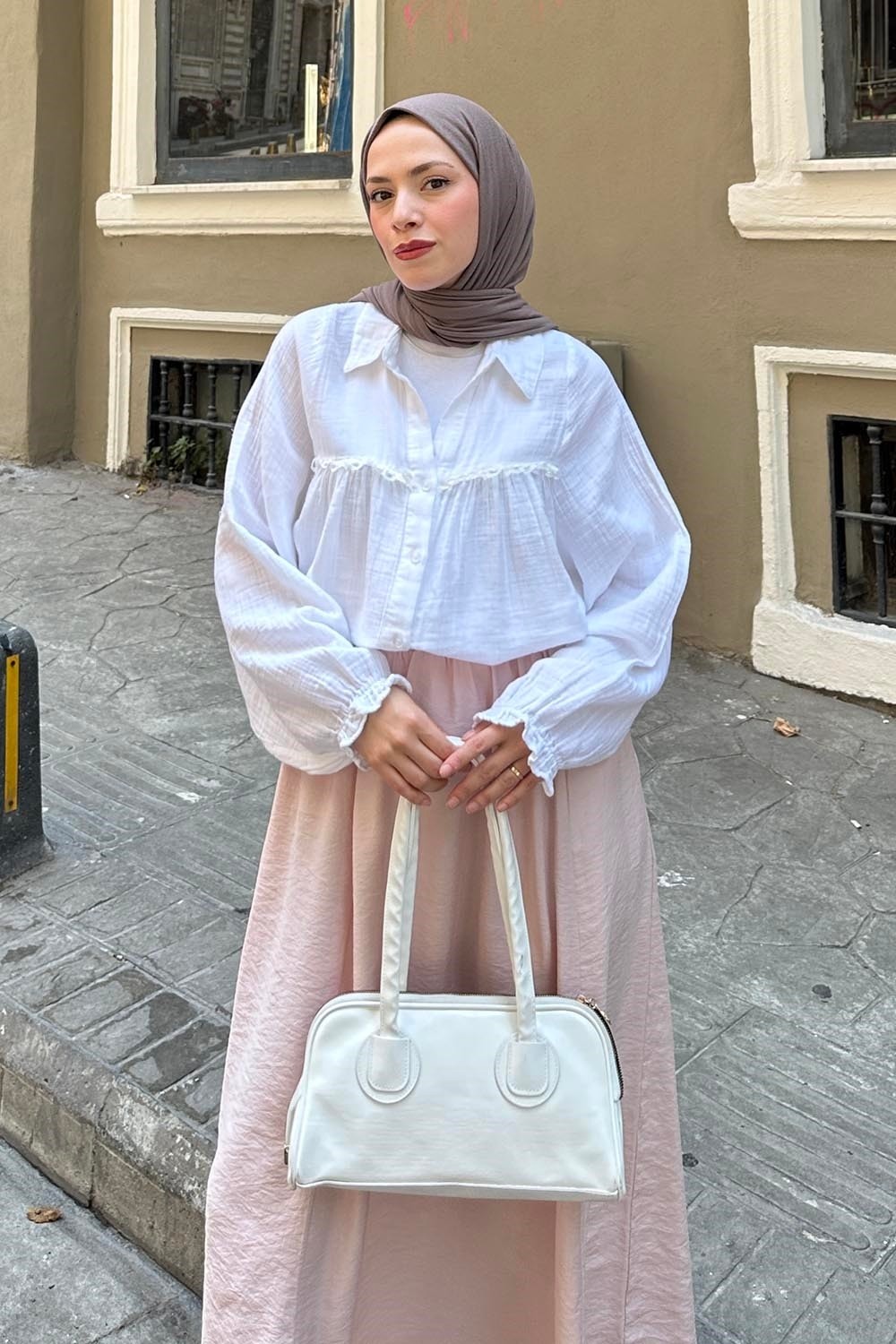Lamelif Dantel Detaylı Gömlek Acı Kahverengi