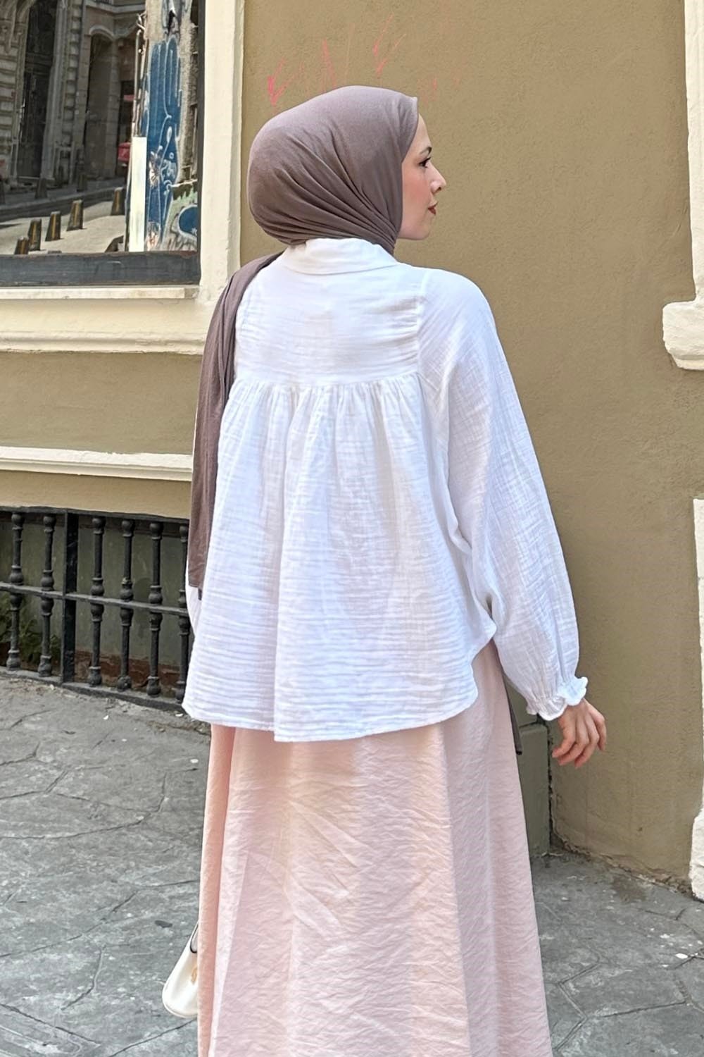 Lamelif Dantel Detaylı Gömlek Acı Kahverengi görsel 4